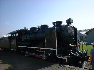 愛国駅跡3